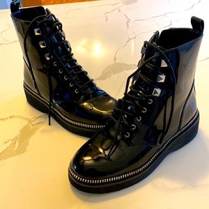 I i used it once my foot is wide this is for a thin foot